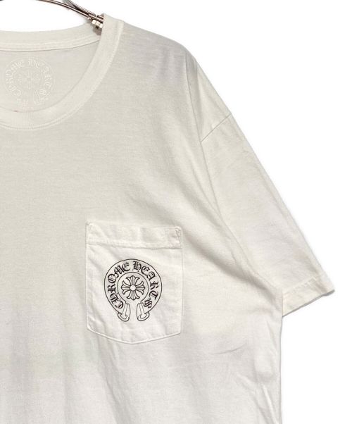 CHROME HEARTS（クロムハーツ）CHROME HEARTS (クロムハーツ) ロゴポケットTシャツ ホワイト サイズ:XLの古着・服飾アイテム