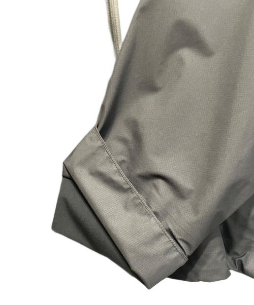 ARC'TERYX（アークテリクス）ARC'TERYX (アークテリクス) デプロイ LT ジャケット ブラック サイズ:XLの古着・服飾アイテム