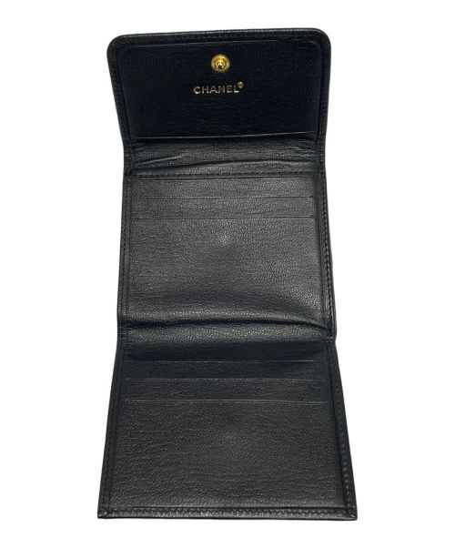 CHANEL（シャネル）CHANEL (シャネル) ダブルホック コンパクトウォレット  ブラック×ゴールドの古着・服飾アイテム
