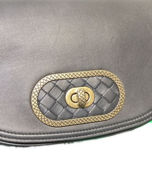 BOTTEGA VENETA（ボッテガベネタ）BOTTEGA VENETA (ボッテガベネタ) イントレチャートショルダーバッグ ブラックの古着・服飾アイテム