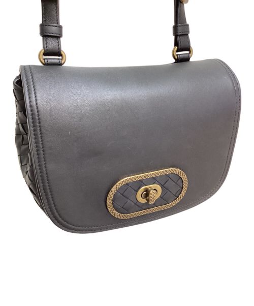 BOTTEGA VENETA（ボッテガベネタ）BOTTEGA VENETA (ボッテガベネタ) イントレチャートショルダーバッグ ブラックの古着・服飾アイテム