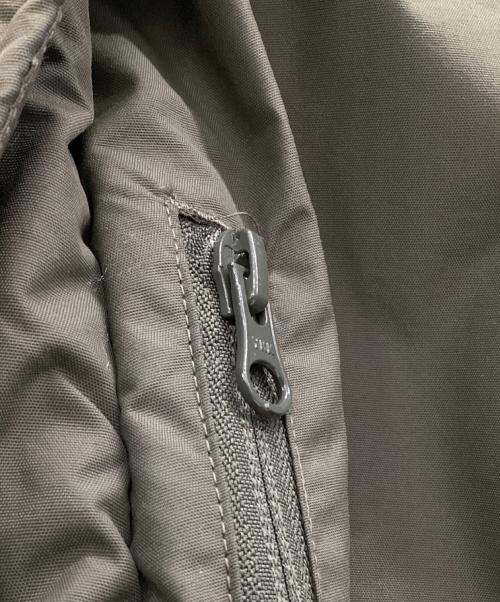UNTRACE（アントレース）UNTRACE (アントレース) シェルジャケット オリーブ サイズ:SIZE M 未使用品の古着・服飾アイテム