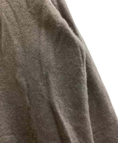 MUSE de Deuxieme Classe（ミューズ ドゥーズィエム クラス）MUSE de Deuxieme Classe (ミューズ ドゥーズィエム クラス) CAPRI クルーネック プルオーバー グレージュ サイズ:SIZE Freeの古着・服飾アイテム