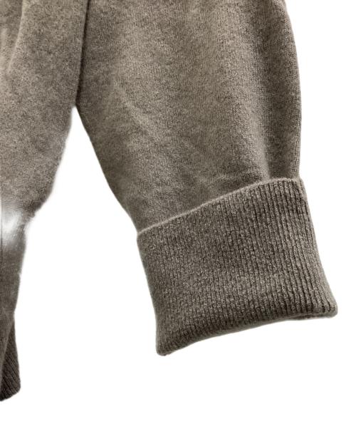 MUSE de Deuxieme Classe（ミューズ ドゥーズィエム クラス）MUSE de Deuxieme Classe (ミューズ ドゥーズィエム クラス) CAPRI クルーネック プルオーバー グレージュ サイズ:SIZE Freeの古着・服飾アイテム