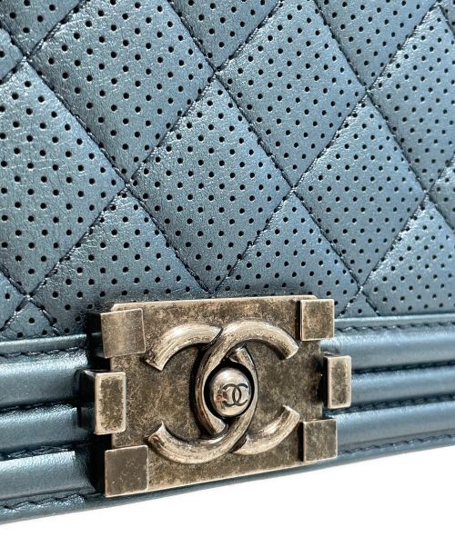 CHANEL（シャネル）CHANEL (シャネル) チェーンショルダーバッグ メタリックブルーの古着・服飾アイテム