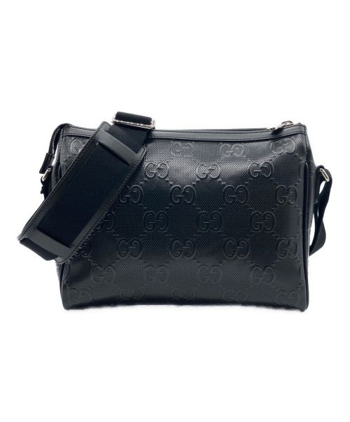 GUCCI（グッチ）GUCCI (グッチ) エンボスメッセンジャー ショルダーバッグ ブラックの古着・服飾アイテム