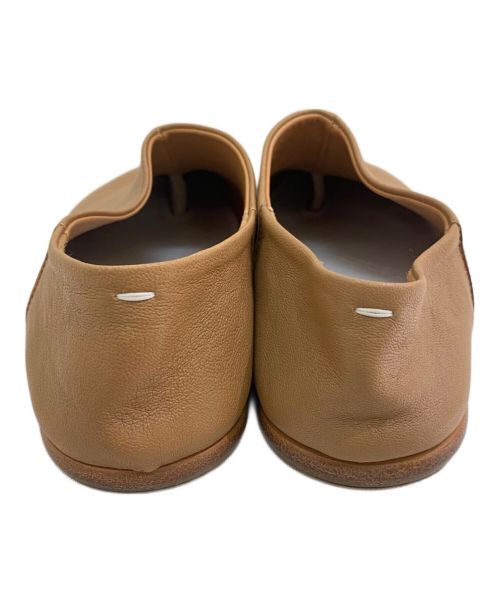 Maison Margiela 22（メゾンマルジェラ）Maison Margiela 22 (メゾンマルジェラ 22) Tabiフラットシューズ キャメル サイズ:不明の古着・服飾アイテム