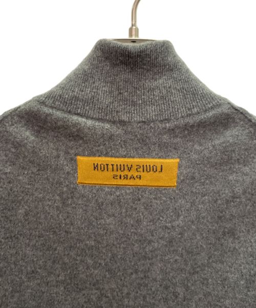 LOUIS VUITTON（ルイ ヴィトン）LOUIS VUITTON (ルイ ヴィトン) インサイドアウト ジップアップニット グレー サイズ:Lの古着・服飾アイテム