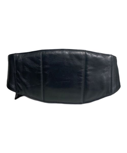 BOTTEGA VENETA（ボッテガベネタ）BOTTEGA VENETA (ボッテガベネタ) イントレチャートボディーバッグ ブラックの古着・服飾アイテム