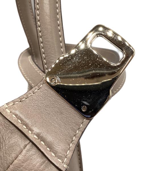 TOD'S（トッズ）TOD'S (トッズ) 2WAYショルダーバッグ グレージュの古着・服飾アイテム