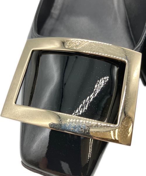 Roger Vivier（ロジェ ヴィヴィエ）Roger Vivier (ロジェ ヴィヴィエ) エナメルパンプス ブラック サイズ:37.5の古着・服飾アイテム