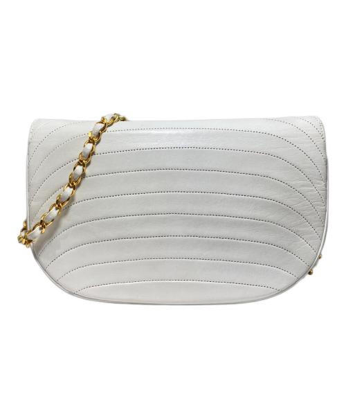CHANEL（シャネル）CHANEL (シャネル) Chain shoulder bag（チェーンショルダーバッグ） ホワイト サイズ:-の古着・服飾アイテム