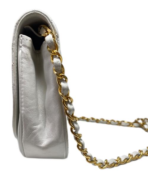 CHANEL（シャネル）CHANEL (シャネル) Chain shoulder bag（チェーンショルダーバッグ） ホワイト サイズ:-の古着・服飾アイテム