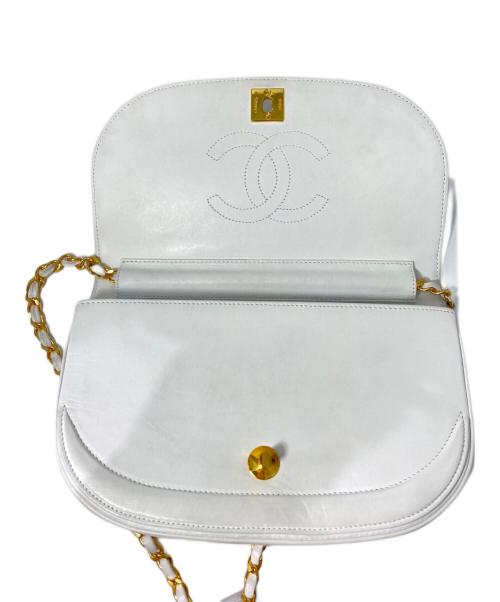 CHANEL（シャネル）CHANEL (シャネル) Chain shoulder bag（チェーンショルダーバッグ） ホワイト サイズ:-の古着・服飾アイテム