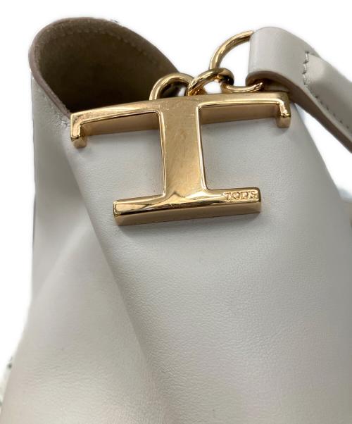 TOD'S（トッズ）TOD'S (トッズ) ハンドバッグ アイボリーの古着・服飾アイテム