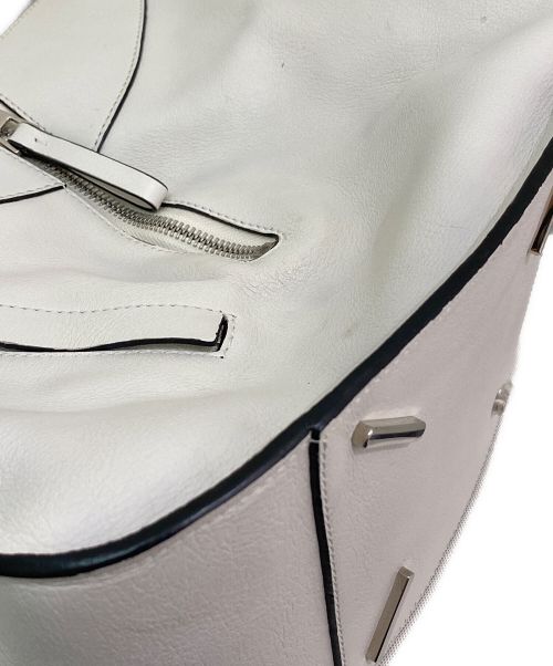 LOEWE（ロエベ）LOEWE (ロエベ) ハンモックスモール ソフトホワイト サイズ:スモールの古着・服飾アイテム
