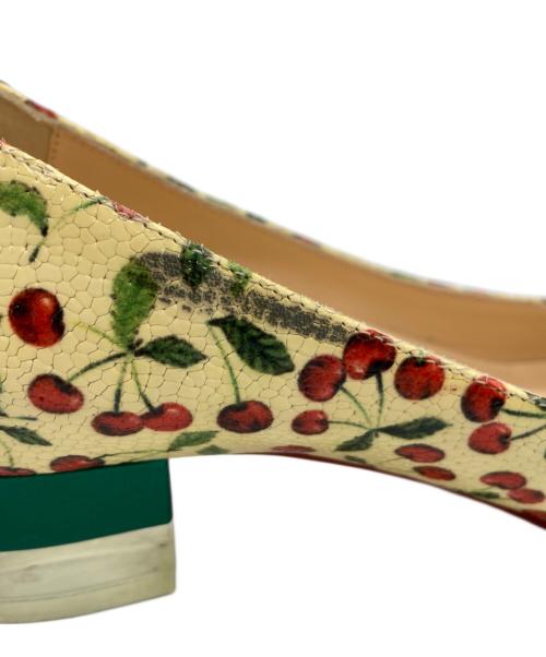 Christian Louboutin（クリスチャン・ルブタン）Christian Louboutin (クリスチャン・ルブタン) チェリー柄パンプス ベージュ サイズ:36.5の古着・服飾アイテム
