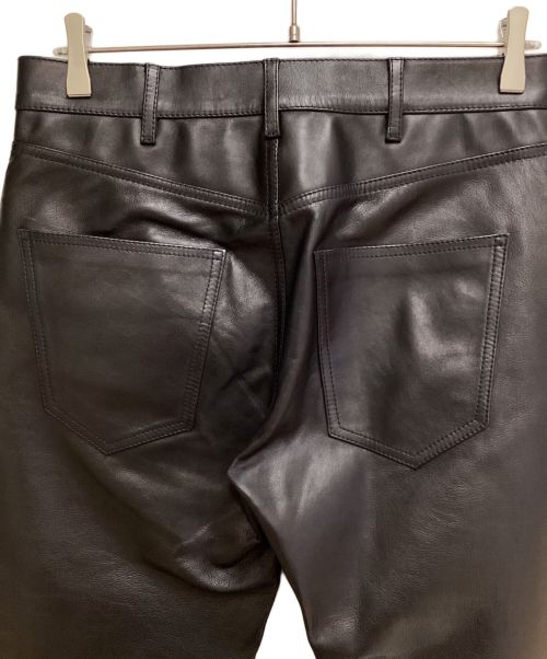 CELINE（セリーヌ）CELINE (セリーヌ) Black straight leather pants（ブラックストレートレザーパンツ） ブラック サイズ:W29の古着・服飾アイテム