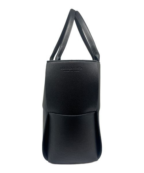 BOTTEGA VENETA（ボッテガベネタ）BOTTEGA VENETA (ボッテガベネタ) マキシイントレチャート ザ アルコ ラージ ブラック サイズ:ミディアムの古着・服飾アイテム