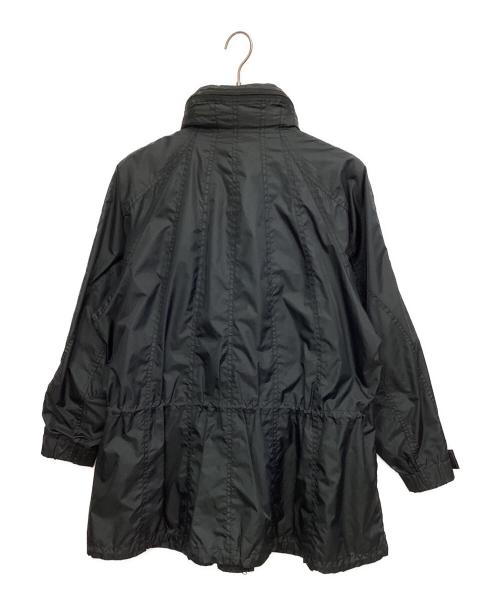 ISSEY MIYAKE FETE（イッセイミヤケフェット）ISSEY MIYAKE FETE (イッセイミヤケフェット) パラシュートコート ブラック サイズ:3の古着・服飾アイテム