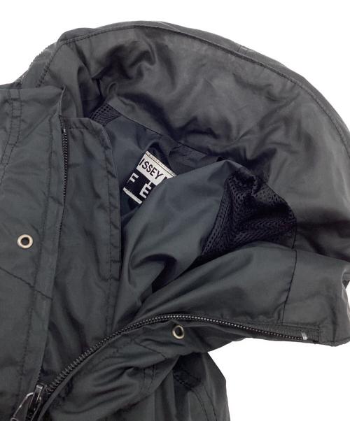 ISSEY MIYAKE FETE（イッセイミヤケフェット）ISSEY MIYAKE FETE (イッセイミヤケフェット) パラシュートコート ブラック サイズ:3の古着・服飾アイテム
