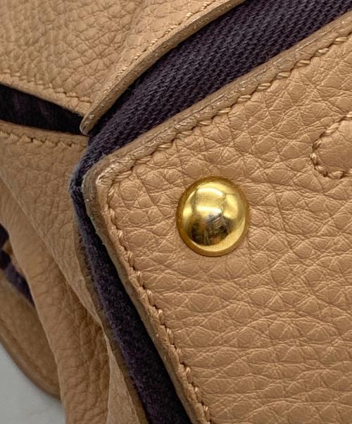 Yves Saint Laurent（イヴサンローラン）Yves Saint Laurent (イヴサンローラン) 2WAYショルダーバッグ ベージュの古着・服飾アイテム