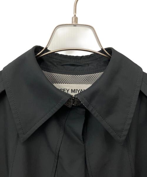 ISSEY MIYAKE（イッセイミヤケ）ISSEY MIYAKE (イッセイミヤケ) ロングコート ブラック サイズ:3の古着・服飾アイテム