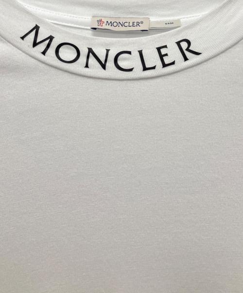 MONCLER（モンクレール）MONCLER (モンクレール) ネックロゴプリントTシャツ ホワイト サイズ:XLの古着・服飾アイテム