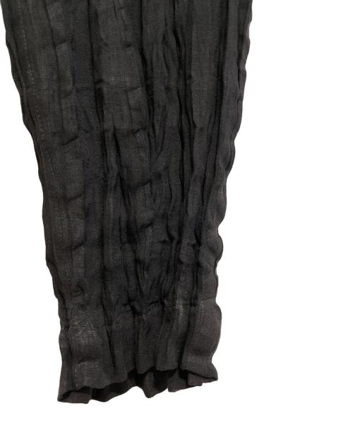 ISSEY MIYAKE MEN（イッセイミヤケメン）ISSEY MIYAKE MEN (イッセイミヤケメン) プリーツテーパードパンツ ブラック サイズ:2の古着・服飾アイテム