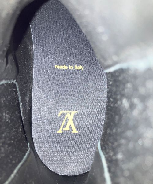 LOUIS VUITTON（ルイ ヴィトン）LOUIS VUITTON (ルイ ヴィトン) LVボールドライン アンクル モノグラム サイドゴアブーツ ブラック サイズ:7 1/2の古着・服飾アイテム