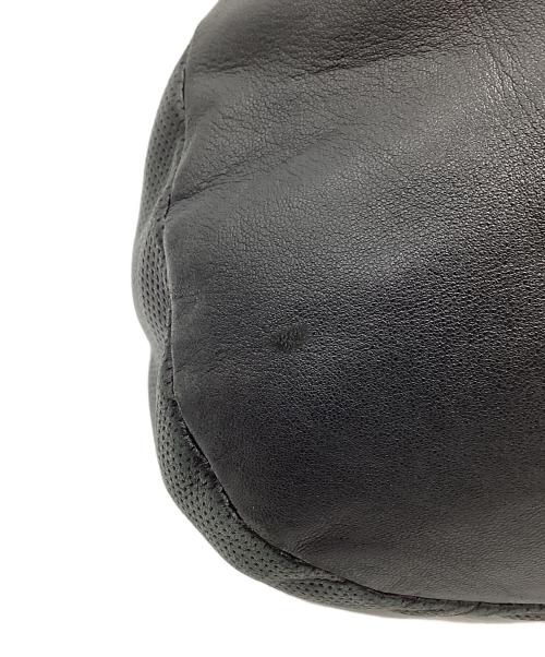 LOEWE（ロエベ）LOEWE (ロエベ) レザーワンショルダーバッグ ブラックの古着・服飾アイテム