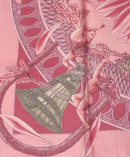 HERMES（エルメス）HERMES (エルメス) カレ90 Je T'aime passionnement un peu ピンク サイズ:90 未使用品の古着・服飾アイテム