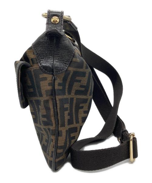 FENDI（フェンディ）FENDI (フェンディ) ショルダーバッグ ブラウンの古着・服飾アイテム