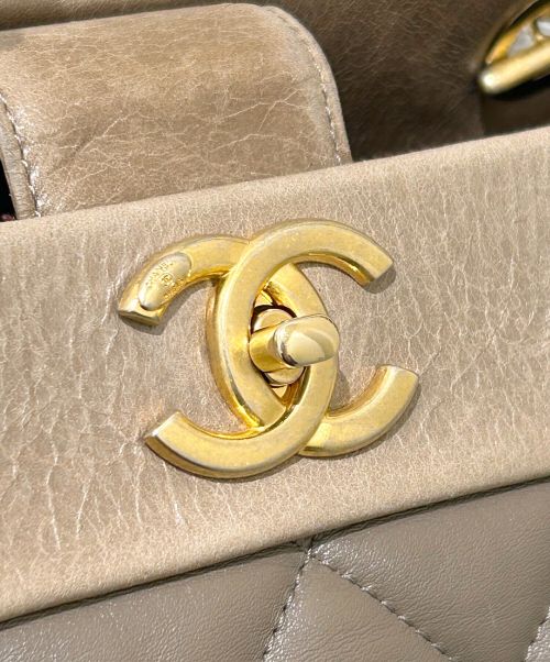 CHANEL（シャネル）CHANEL (シャネル) マトラッセ チェーントートバッグ  グレーの古着・服飾アイテム