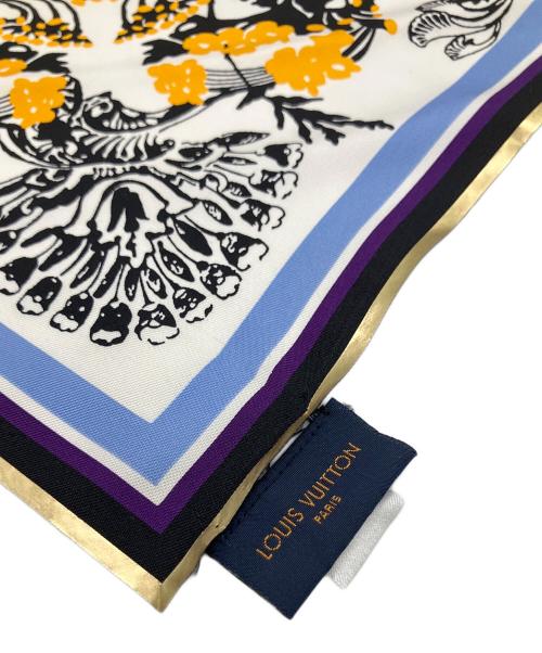 LOUIS VUITTON（ルイ ヴィトン）LOUIS VUITTON (ルイ ヴィトン) フラワープリントシルクスカーフ/2018年 ホワイト×パープル×イエロー サイズ:-の古着・服飾アイテム