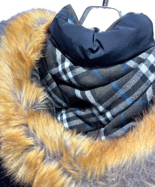 BURBERRY（バーバリー）BURBERRY (バーバリー) ファー付きダウンジャケット/パテッドコート ネイビー サイズ:Sの古着・服飾アイテム