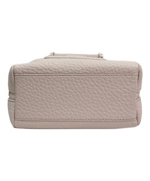 IACUCCI（イアクッチ）IACUCCI (イアクッチ) クーポラ ALCE ベージュの古着・服飾アイテム