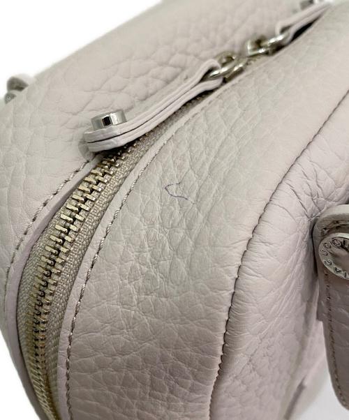 IACUCCI（イアクッチ）IACUCCI (イアクッチ) クーポラ ALCE ベージュの古着・服飾アイテム