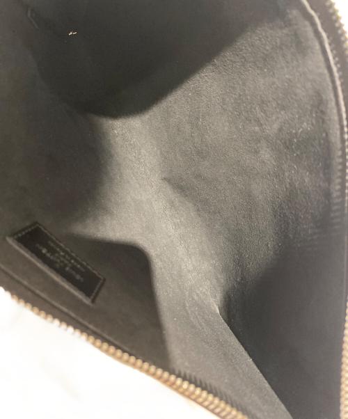 LOUIS VUITTON（ルイ ヴィトン）LOUIS VUITTON (ルイ ヴィトン) エピ・プラティーヌ ポシェット・プラット クラッチバッグ ブラック サイズ:-の古着・服飾アイテム