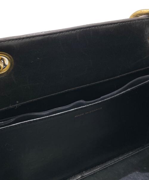 CHANEL（シャネル）CHANEL (シャネル) パテントチェーンショルダートートバッグ ブラック×ゴールドの古着・服飾アイテム
