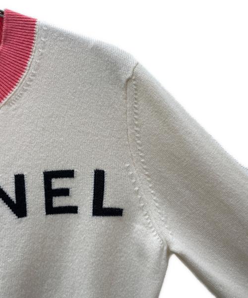 CHANEL（シャネル）CHANEL (シャネル) カシミヤロゴカーディガン ホワイト サイズ:34の古着・服飾アイテム