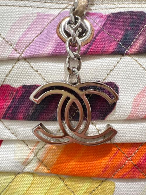 CHANEL（シャネル）CHANEL (シャネル) チェーンショルダーバッグ マルチカラーの古着・服飾アイテム