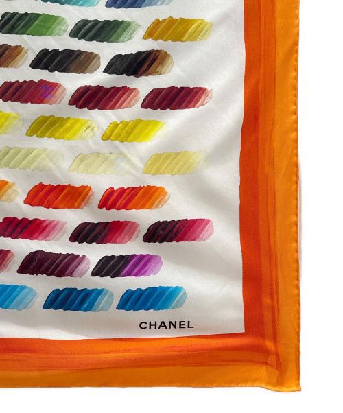 CHANEL（シャネル）CHANEL (シャネル) colorama シルクスカーフ オレンジ×マルチカラー サイズ:90の古着・服飾アイテム