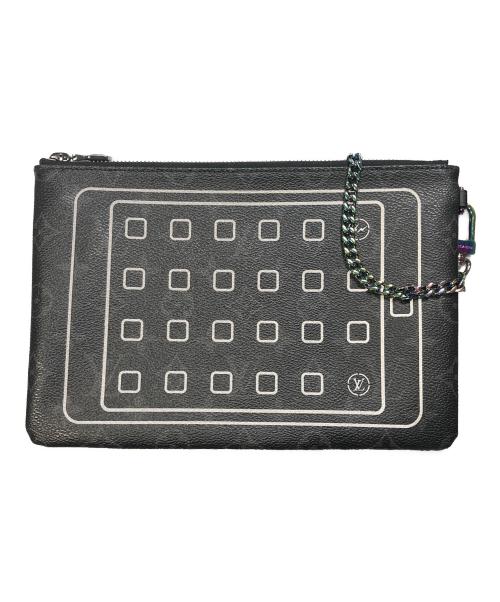 LOUIS VUITTON（ルイ ヴィトン）LOUIS VUITTON (ルイ ヴィトン) FRAGMENT DESIGN (フラグメントデザイン) フラグメント モノグラムエクリプス ipad ケース ブラックの古着・服飾アイテム