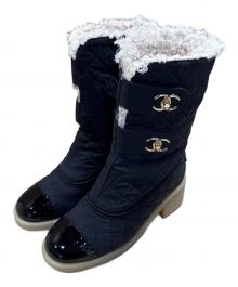 CHANEL（シャネル）の古着「ココマークマトラッセショートブーツ」｜ブラック