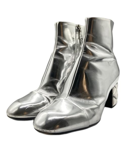 LOUIS VUITTON（ルイ ヴィトン）LOUIS VUITTON (ルイ ヴィトン) Side zip metal short boots　サイドジップメタルショートブーツ シルバー サイズ:381/2の古着・服飾アイテム