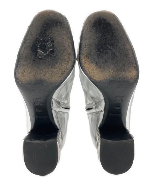 LOUIS VUITTON（ルイ ヴィトン）LOUIS VUITTON (ルイ ヴィトン) Side zip metal short boots　サイドジップメタルショートブーツ シルバー サイズ:381/2の古着・服飾アイテム
