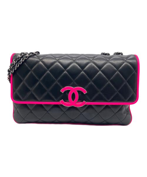 CHANEL（シャネル）CHANEL (シャネル) 2008クルーズクラシックフラップショルダーバッグ ブラック×ピンク サイズ:35の古着・服飾アイテム