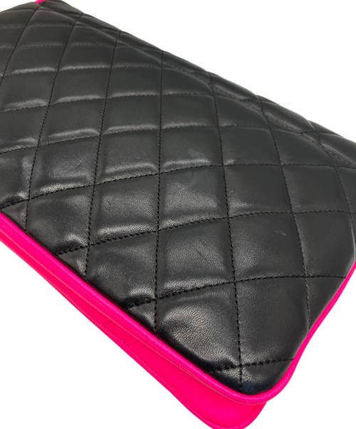 CHANEL（シャネル）CHANEL (シャネル) 2008クルーズクラシックフラップショルダーバッグ ブラック×ピンク サイズ:35の古着・服飾アイテム