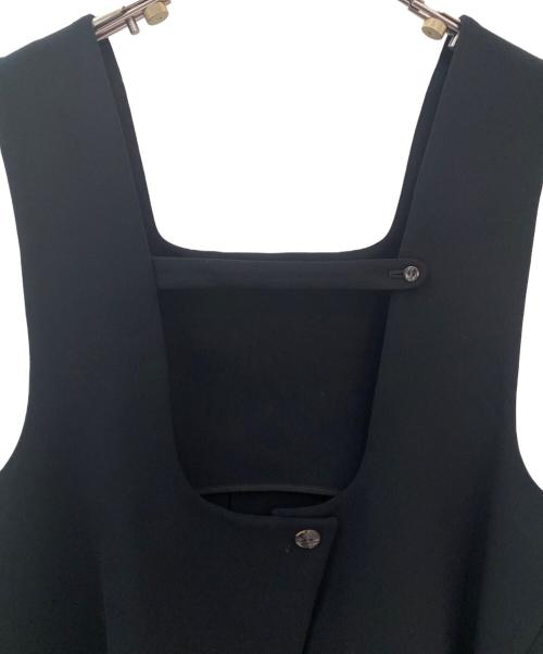 ENFOLD（エンフォルド）ENFOLD (エンフォルド) PLEATS TWO－WAY VEST ブラック サイズ:38の古着・服飾アイテム